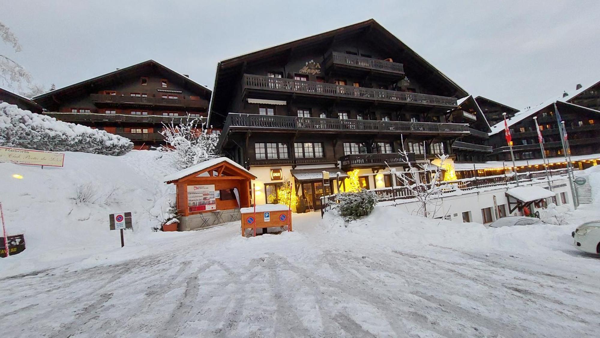 Alpage Immo Location Service Champoussin Buitenkant foto